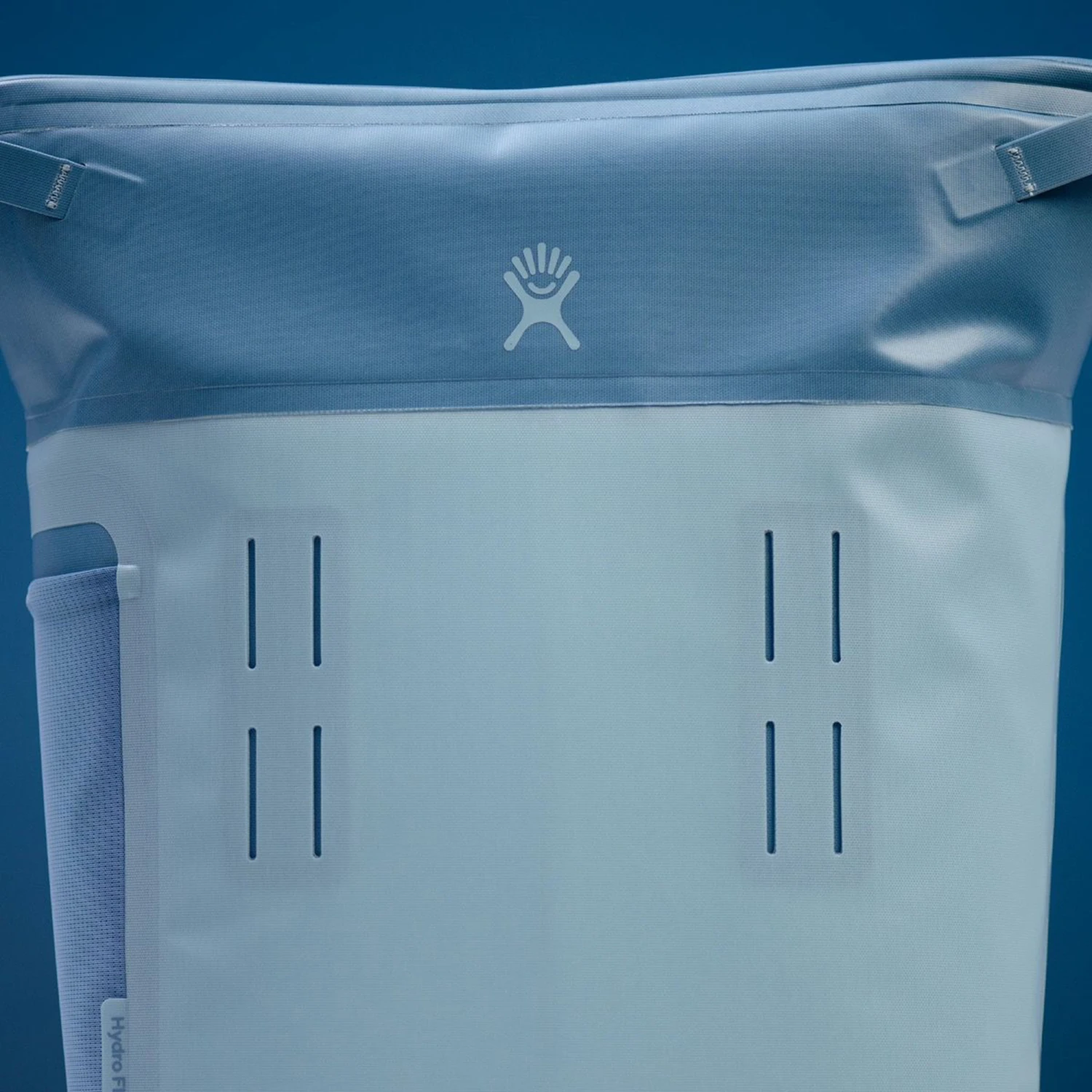 Hydro Flask Day Escape Soft Cooler Pack Insulated Backpack 9 Hydro Flask Day Escape Soft Cooler Pack Insulated Backpack - Image 7