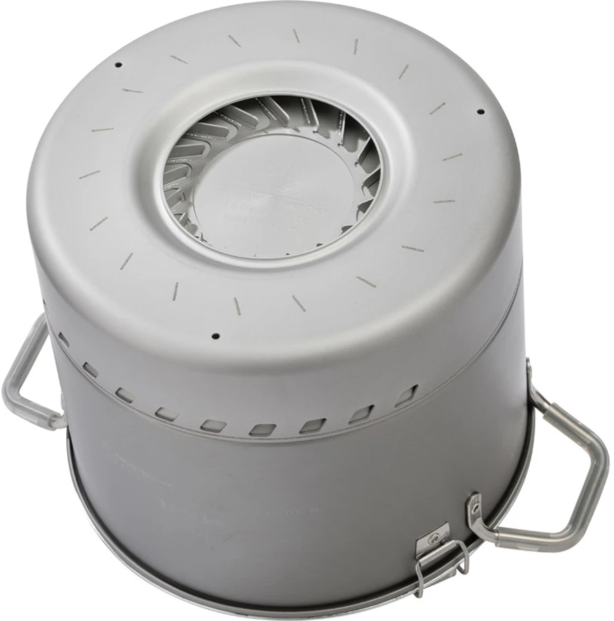 MSR WindBurner Stock Pot Camping Cook Pot 4 MSR WindBurner Stock Pot Camping Cook Pot - Image 2