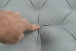 Sea To Summit Ether Light XT Insulated Mat Ultralight Airbed -Camping Gear Store AMELXTINS EtherLightXTInsulated USP 02 AirSprungCellsDeformIndependently