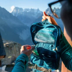 Osprey Ultralight Zip Organiser Travel Bag -Camping Gear Store S23 UltralightZipOrganizerWaterfrontBlue Accessories RossBernards Exp 11 29 2445