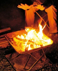 Snow Peak Pack & Carry Fireplace Medium Portable Fire Pit -Camping Gear Store ST 032R 4 0360e787 2c7f 45c8 a072 851712adeec1 1024x