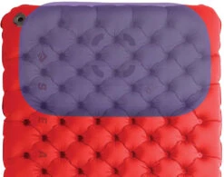 Sea To Summit Comfort Plus Insulated Mat Camping Airbed -Camping Gear Store SeatoSummit 0024 AMCPXTINS ComfortPlusXTASCInsulatedMat USP 01 PillowLock