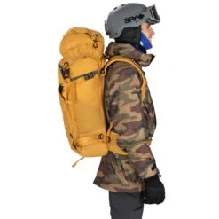 Osprey Soelden Technical Snow/Ski Backpack -Camping Gear Store Soelden 42L F23 OnBody2 ArtisanYellowcopy