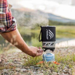 Jetboil MicroMo Compact Hiking Stove -Camping Gear Store d81646b8 89b0 428e a449 3ffbd8252f711090950 insitu05
