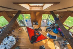 ENO SingleNest Lightweight Hammock 27 ENO SingleNest Lightweight Hammock -Camping Gear Store e4ed1419 5088 4155 9c47 e3765c53c273Ryan Lee Eno Hammocks