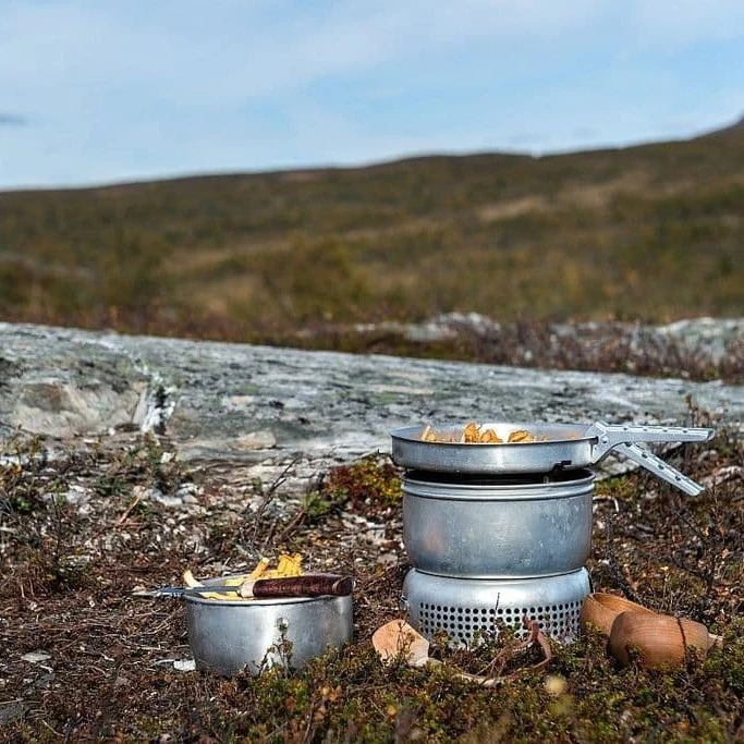 Trangia 25-1 Camping Stove & Cookware 13 Trangia 25-1 Camping Stove & Cookware - Image 11