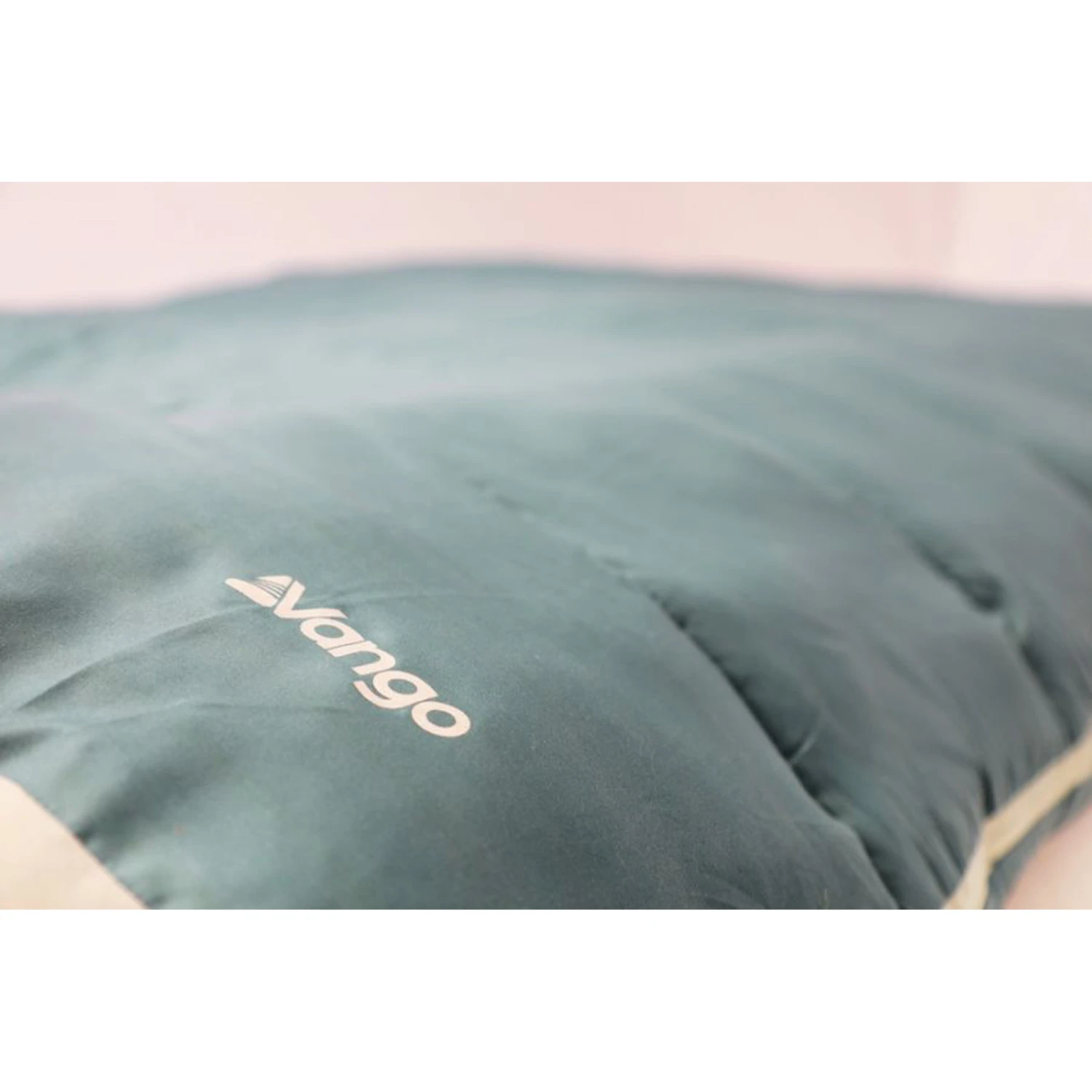 Vango Kanto Double Quad Camping Sleeping Bag 5 Vango Kanto Double Quad Camping Sleeping Bag - Image 3