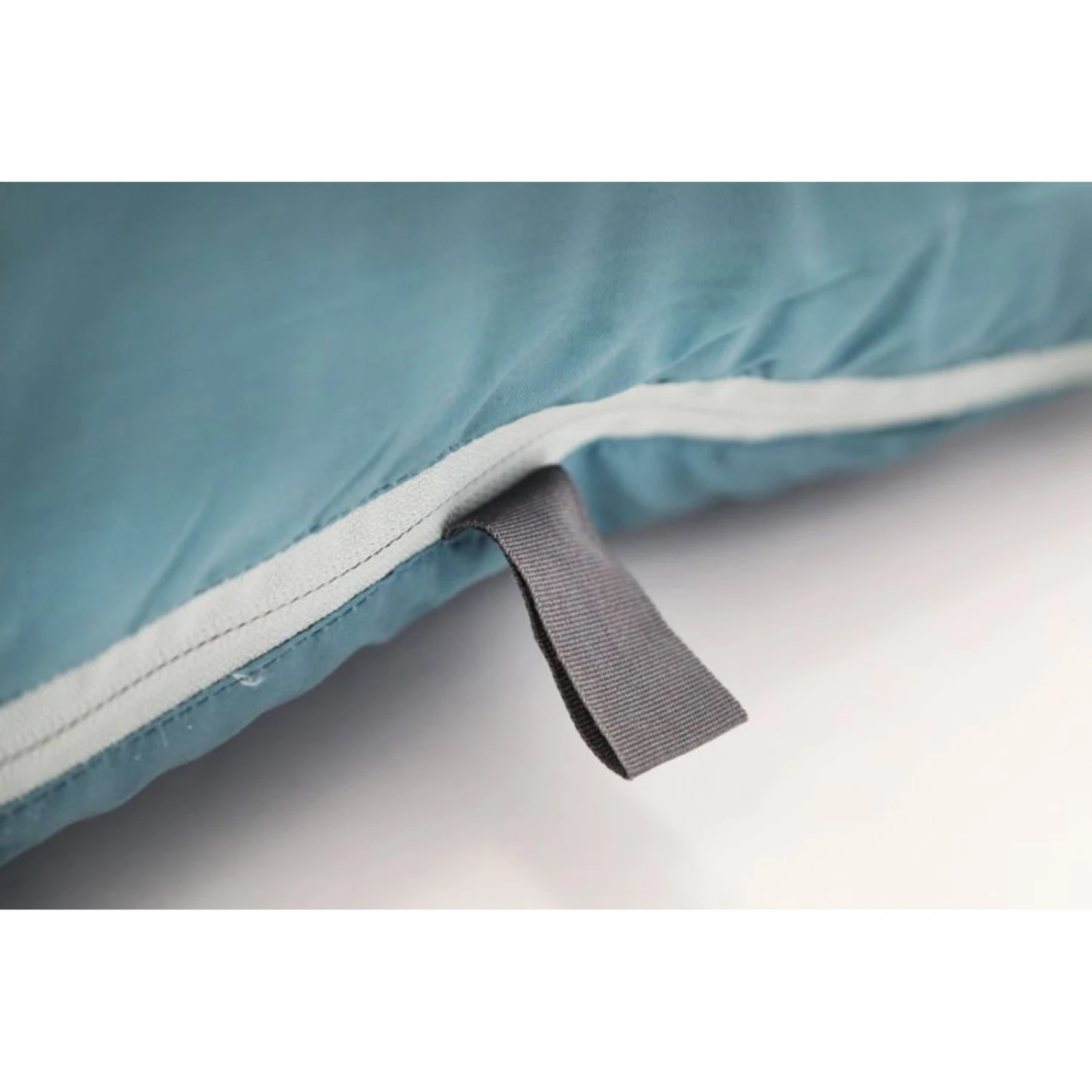 Vango Kanto Double Quad Camping Sleeping Bag 6 Vango Kanto Double Quad Camping Sleeping Bag - Image 4