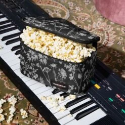 Eastpak Oval Lunch Picnic Cooler -Camping Gear Store t4518